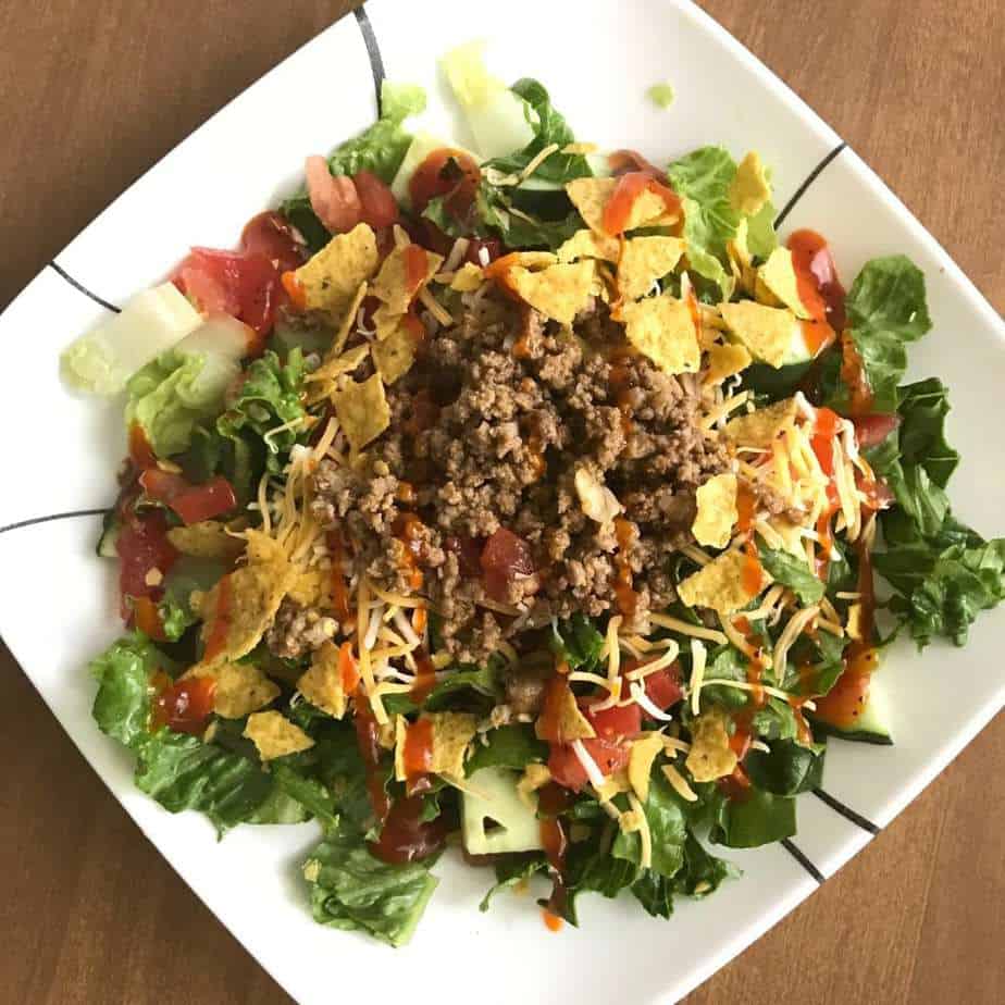 Candlelight dinner on the beach, snorkeling in the Dominican Republic, swimming with dolphins, trampoline beach aerobics, my favorite foods of the week, marriage lessons learned already, and this week's healthy meal plan.