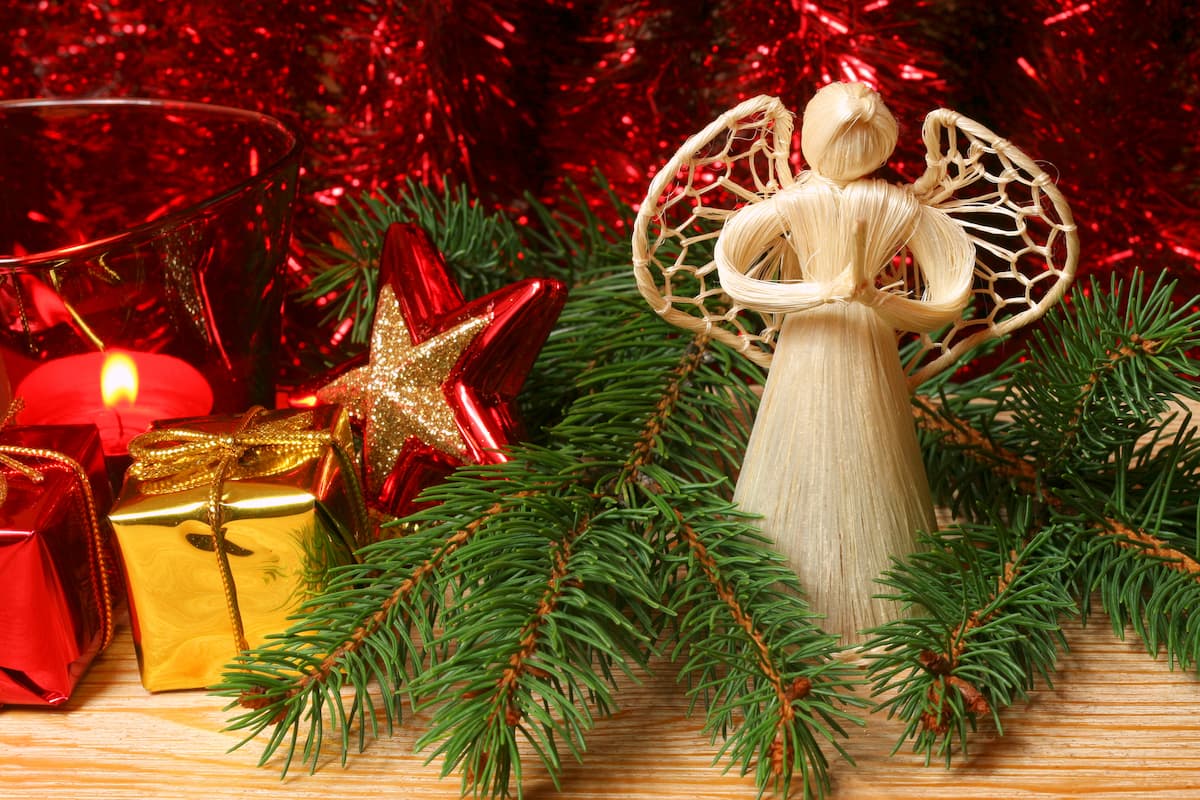 Praying angel in Christmas Tree for 6 prayers for Christmas Eve